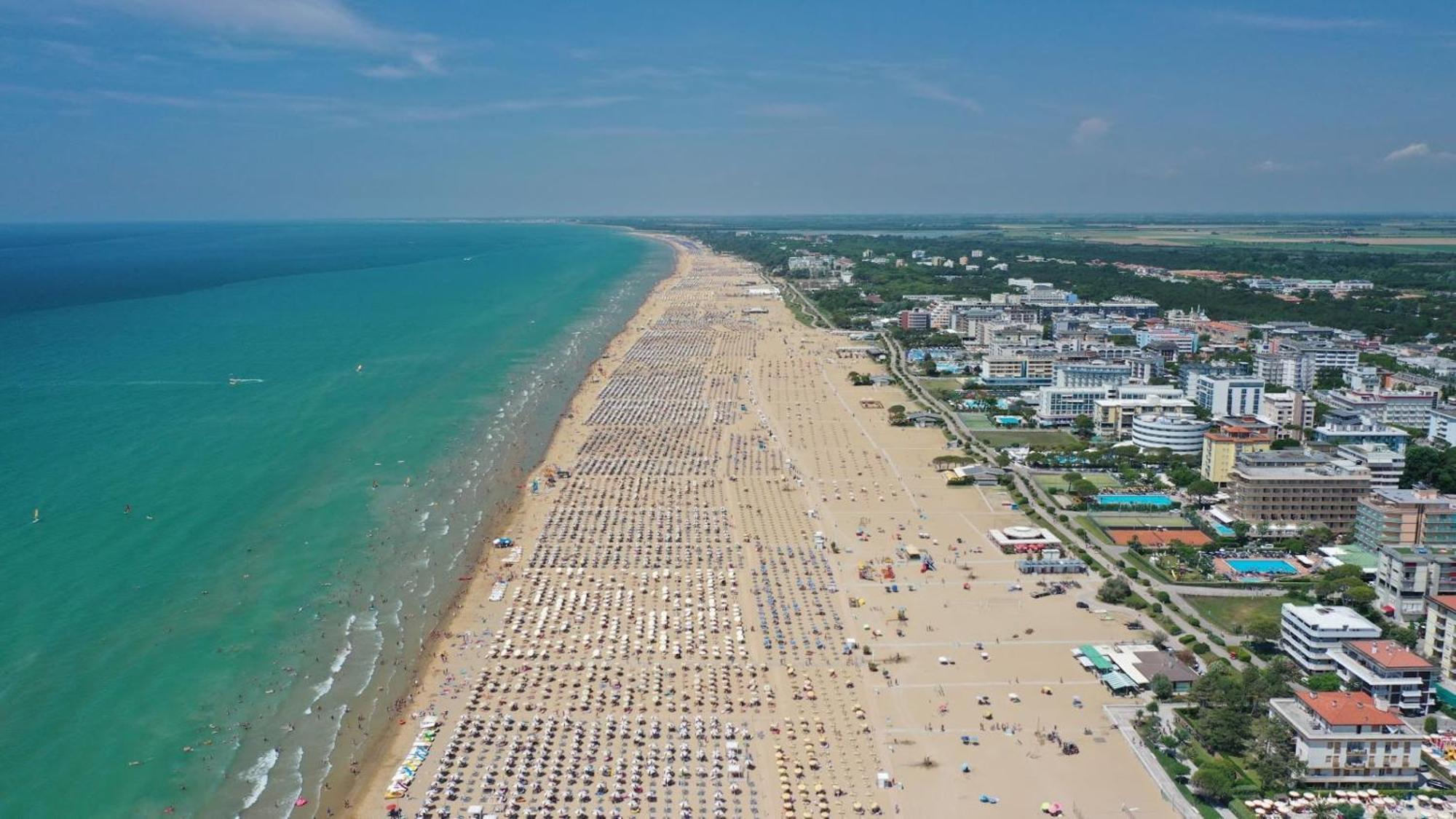 Ferienwohnung Bright Flat Overlooking The Sea - Beahost Bibione Exterior foto