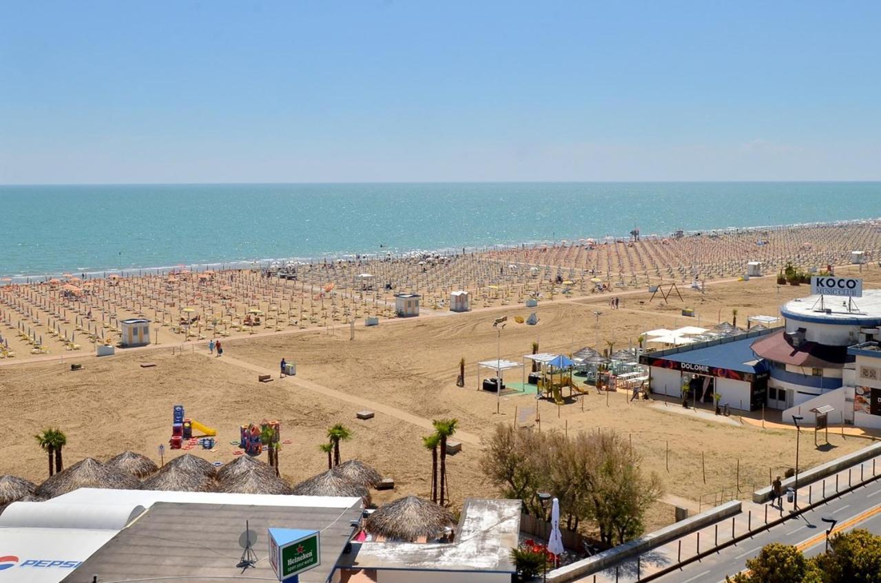 Ferienwohnung Bright Flat Overlooking The Sea - Beahost Bibione Exterior foto